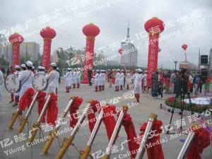 軍樂隊(duì)、氣柱、彩炮